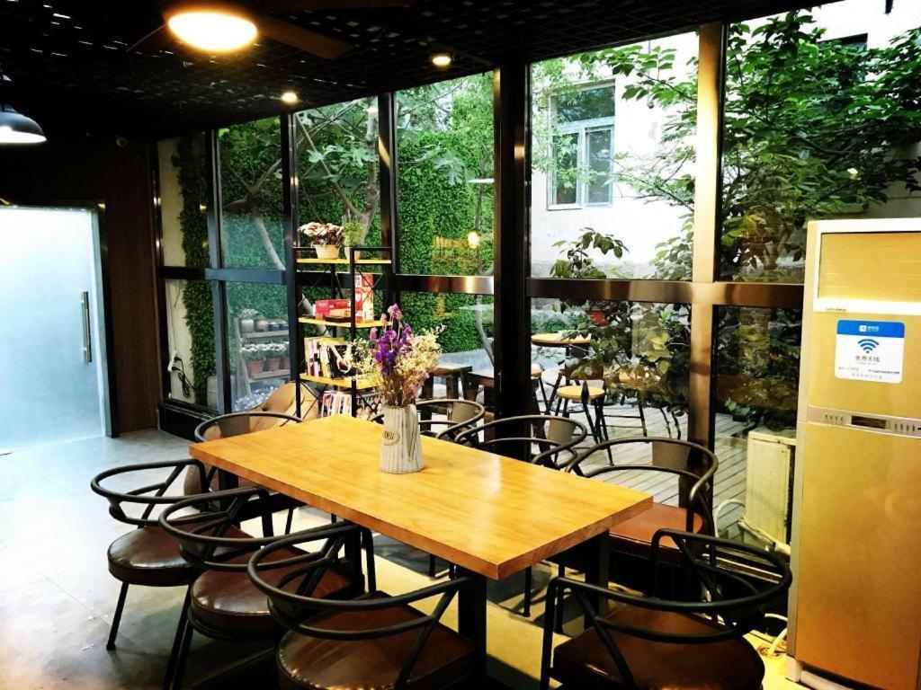 Lantian Garden Hostel Qingdao Exterior photo